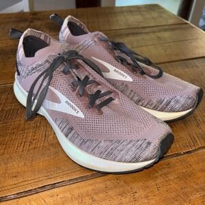 Brooks Womens Levitate 4 Metallic Primrose Mauve Athletic Tennis Shoes Size 8.5‎
